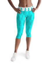 Load image into Gallery viewer, Dwayne Elliott Collection Women&#39;s Mid-Rise Capri
